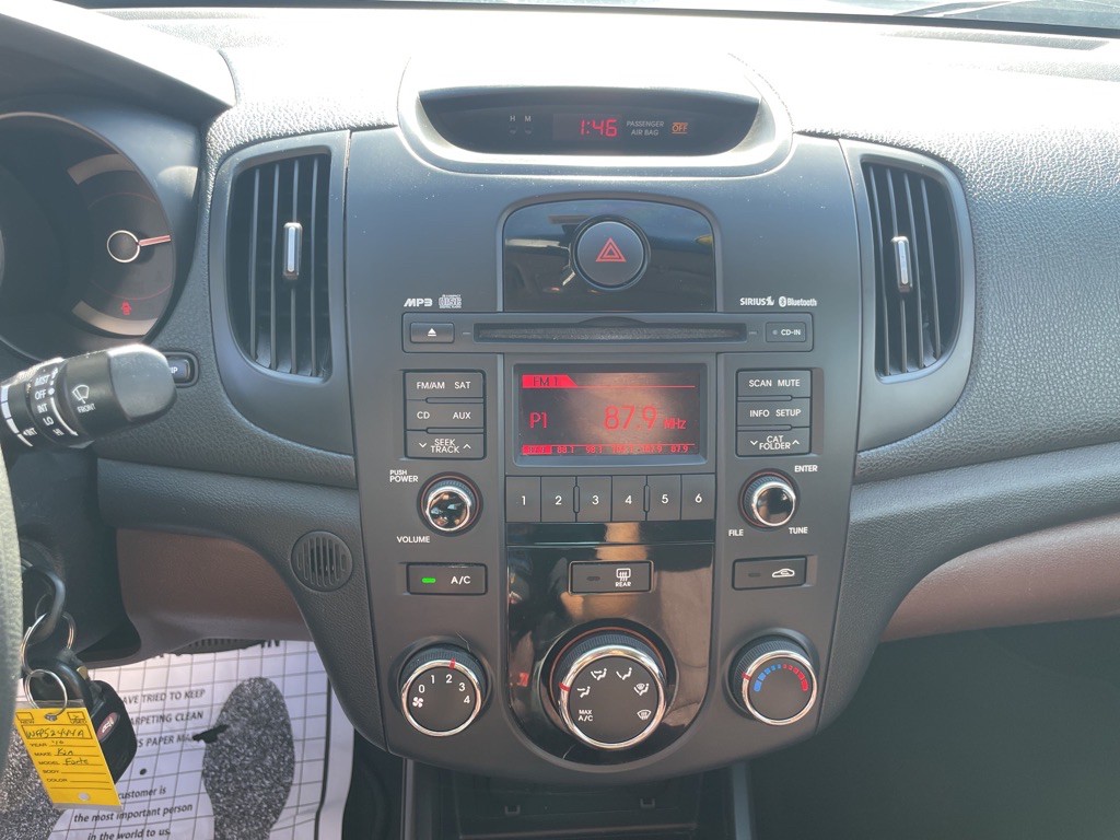 2010 Kia Forte Image 18