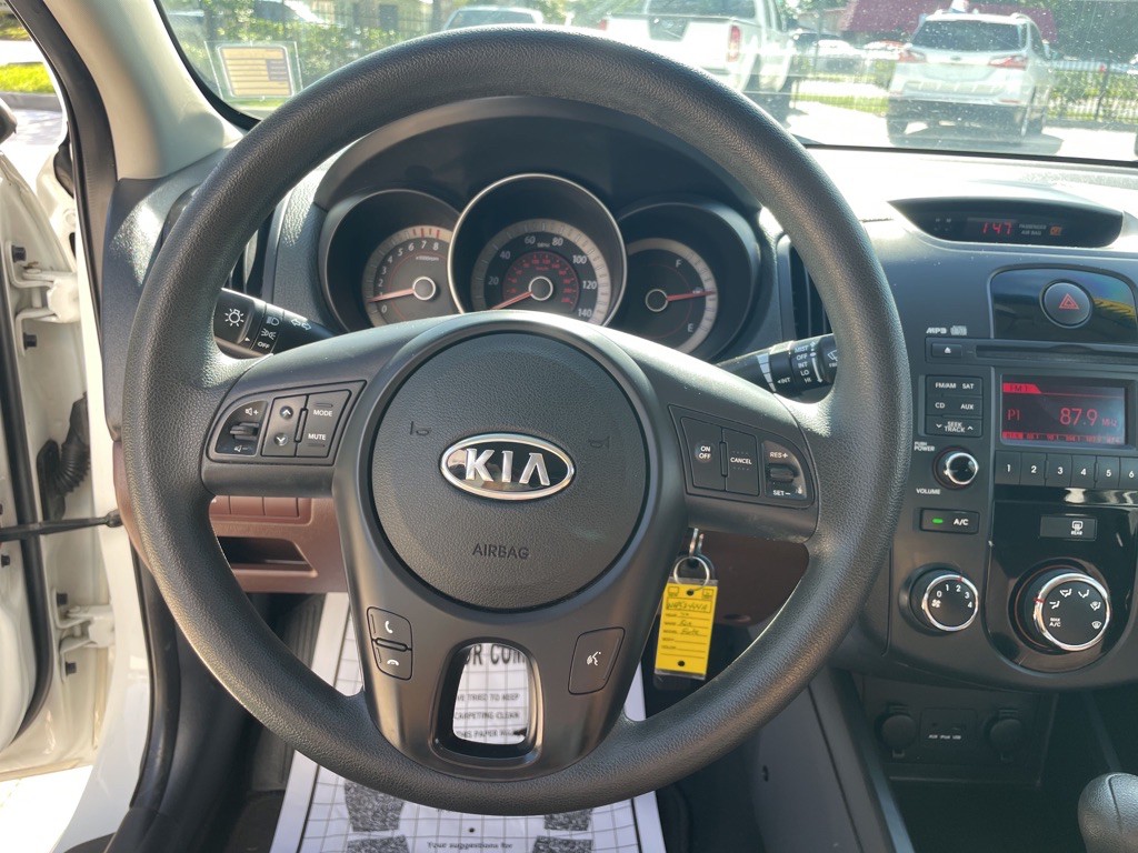 2010 Kia Forte Image 23