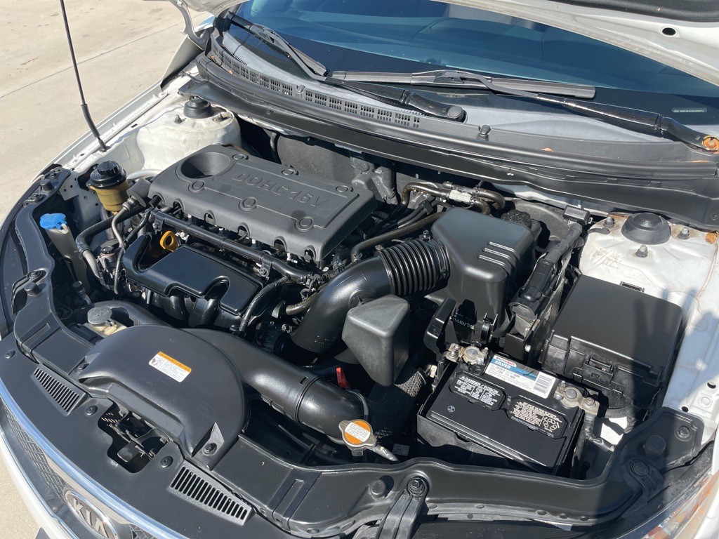 2010 Kia Forte Image 24