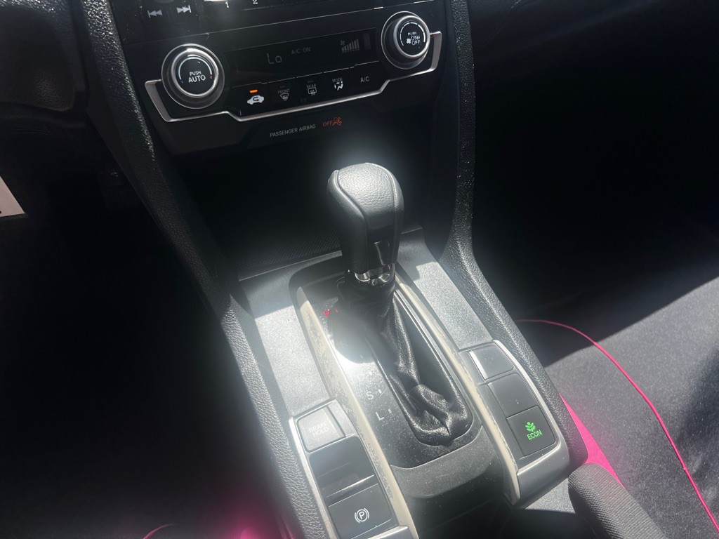 2016 Honda Civic Image 15