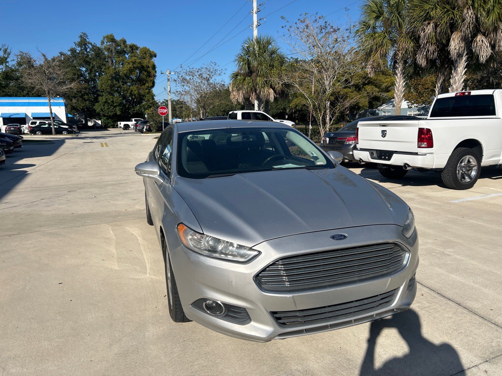 2013 Ford Fusion Image 2