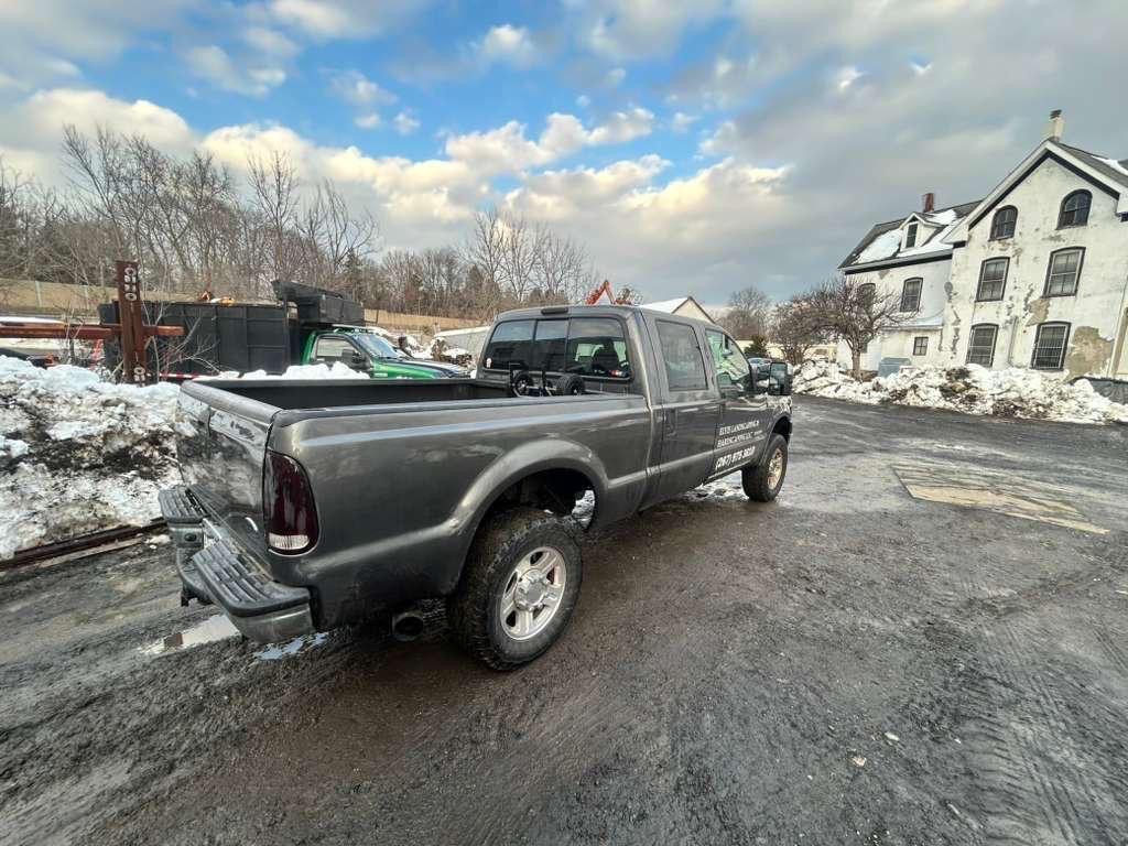 2006 Ford F-350 Image 3