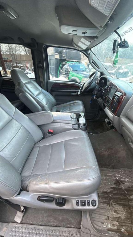2006 Ford F-350 Image 7