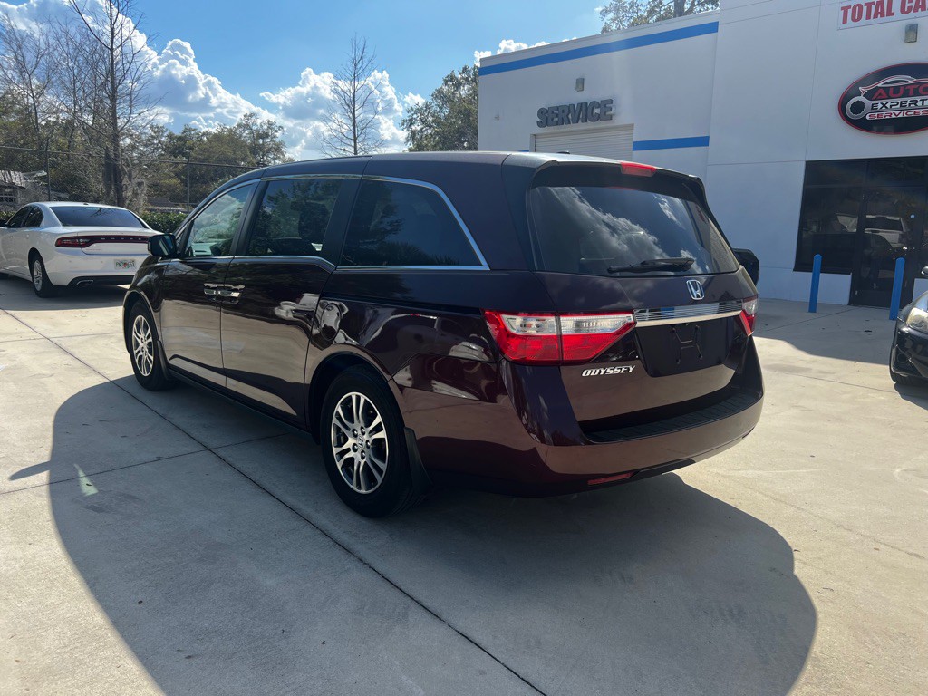 2013 Honda Odyssey Image 3