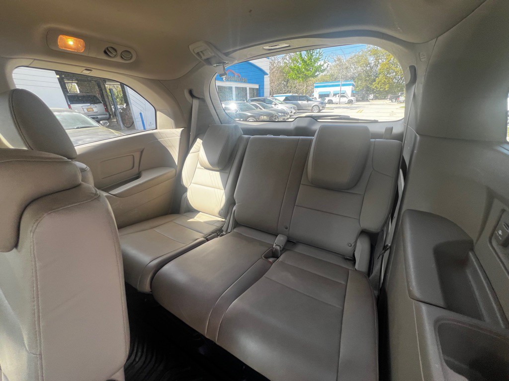 2013 Honda Odyssey Image 10