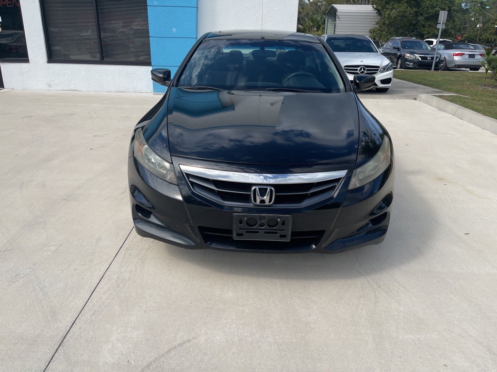 2011 Honda Accord Image 2