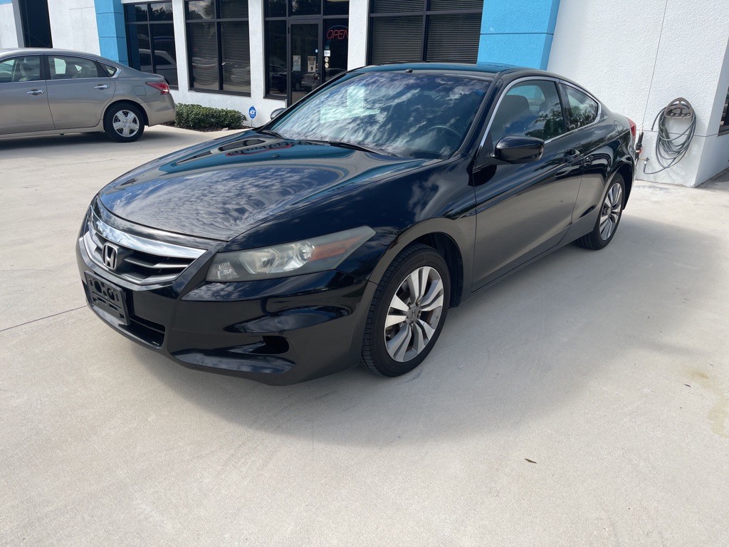2011 Honda Accord Image 3