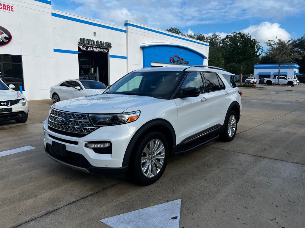 2021 Ford Explorer Image 1