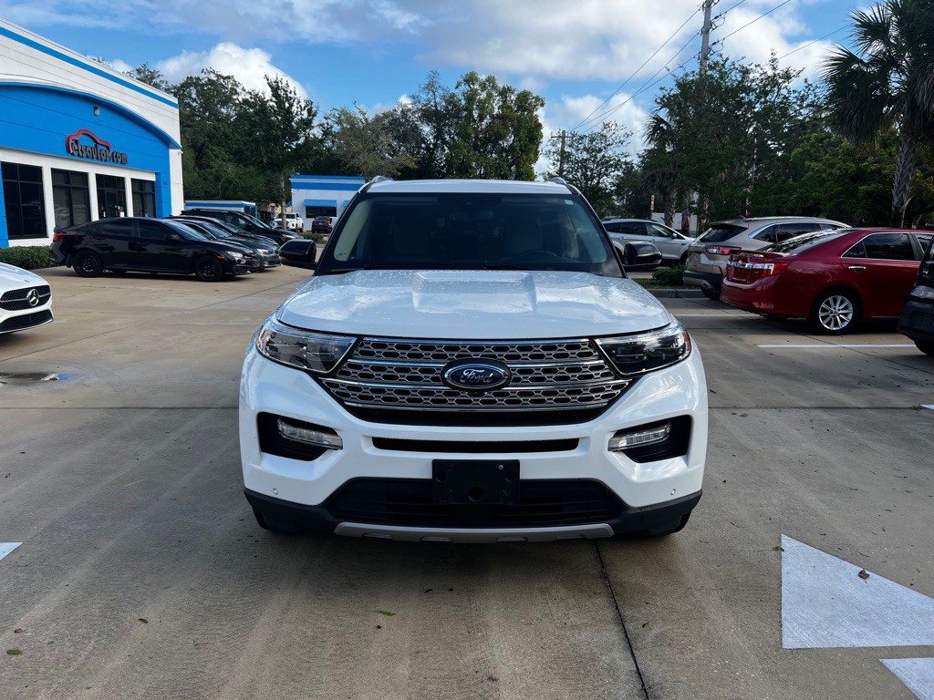 2021 Ford Explorer Image 2