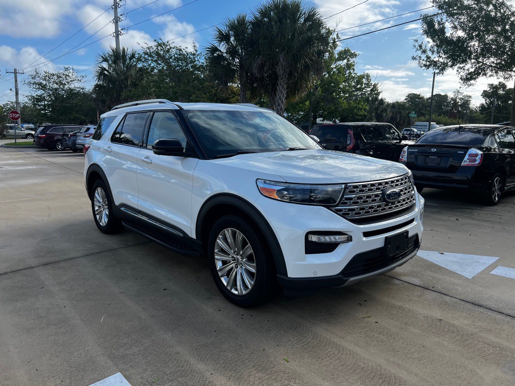 2021 Ford Explorer Image 3