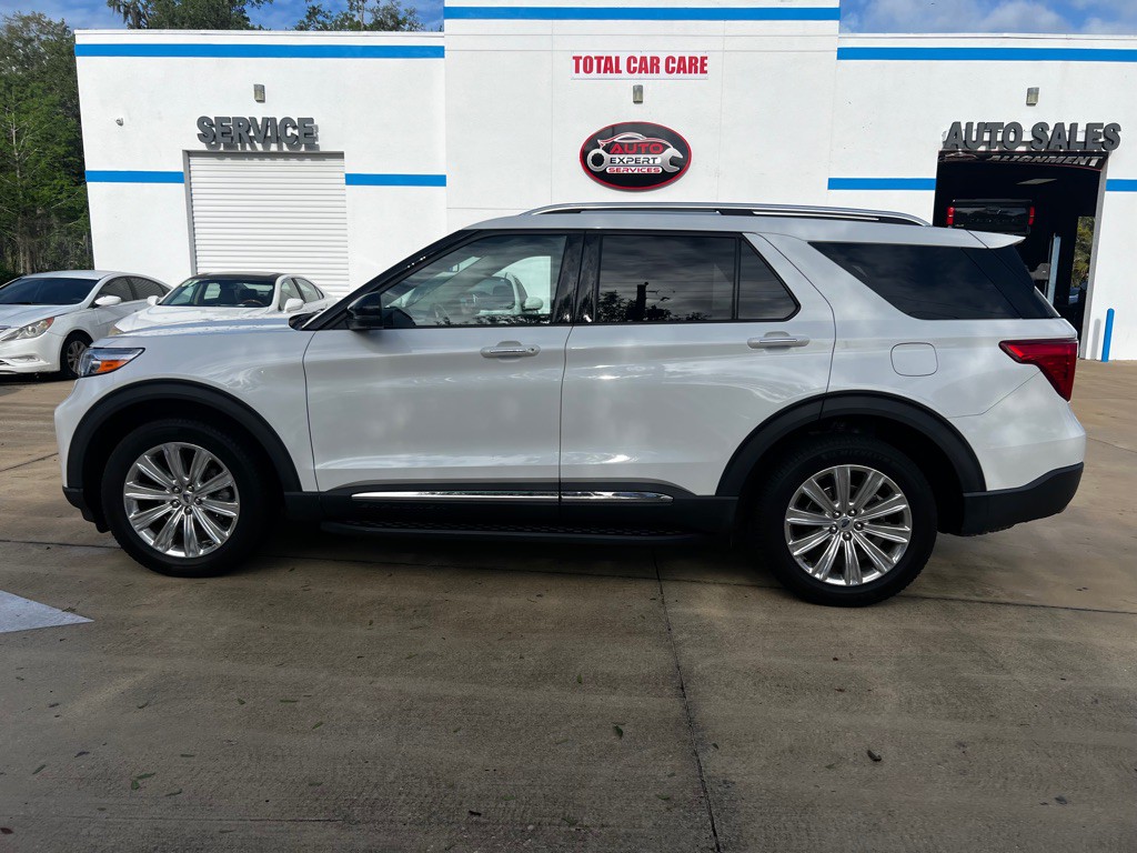 2021 Ford Explorer Image 8