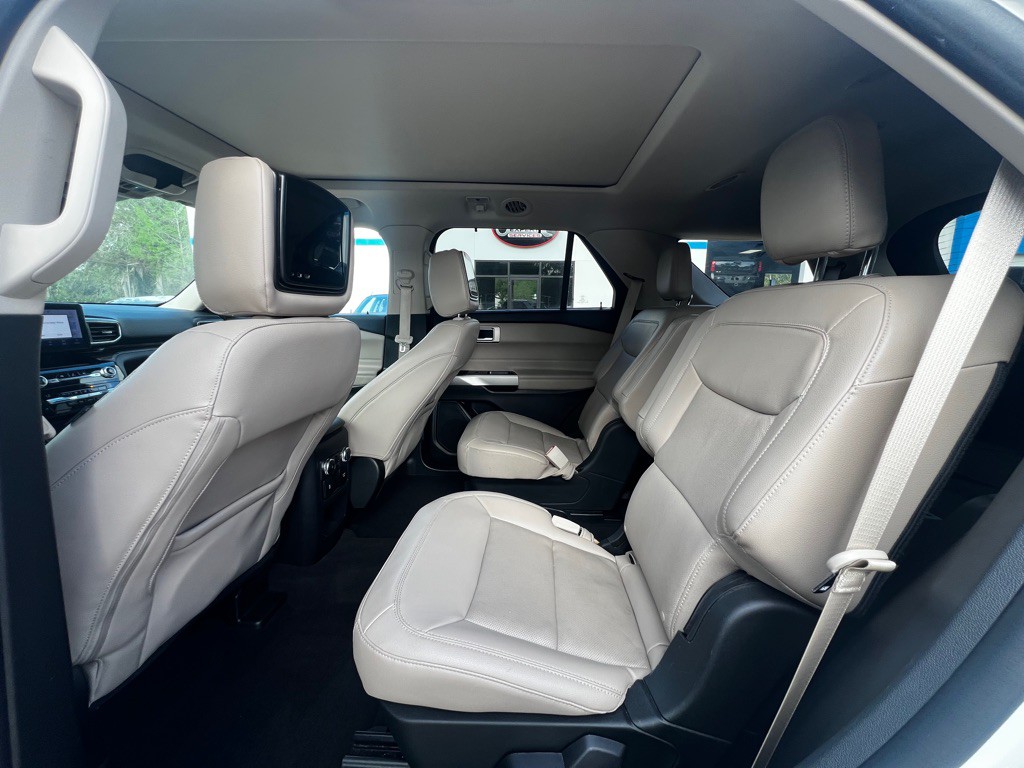 2021 Ford Explorer Image 10