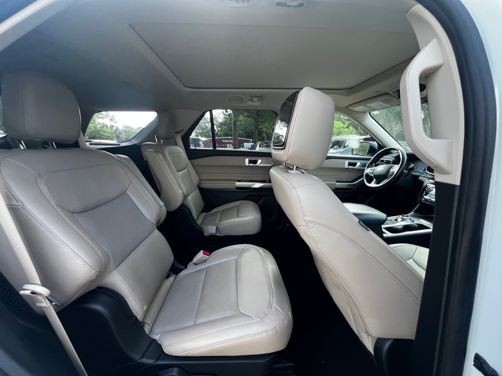 2021 Ford Explorer Image 14