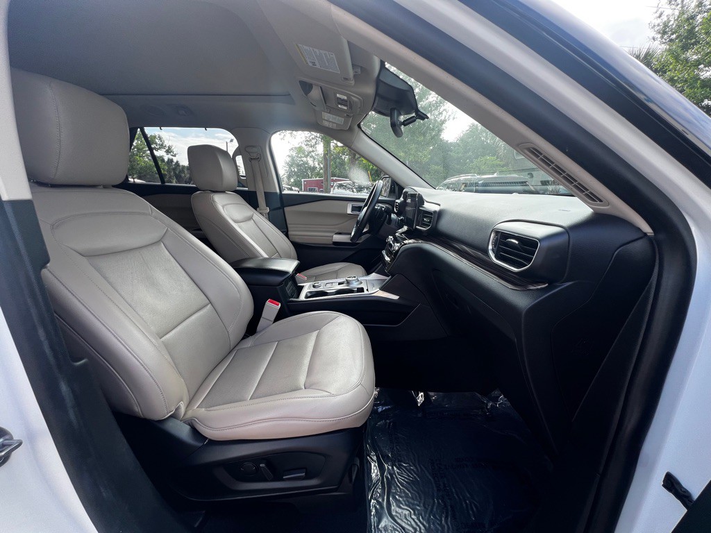 2021 Ford Explorer Image 16
