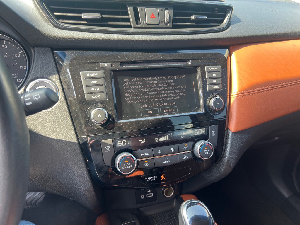 2019 Nissan Rogue Image 15