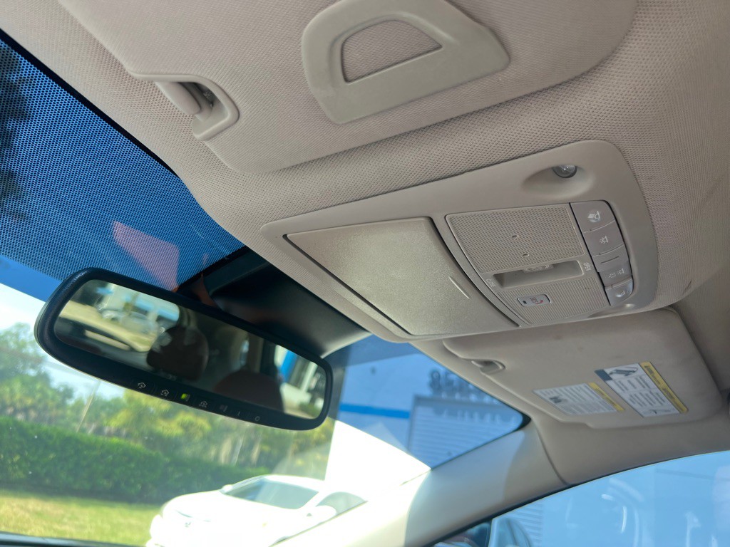 2019 Nissan Rogue Image 16