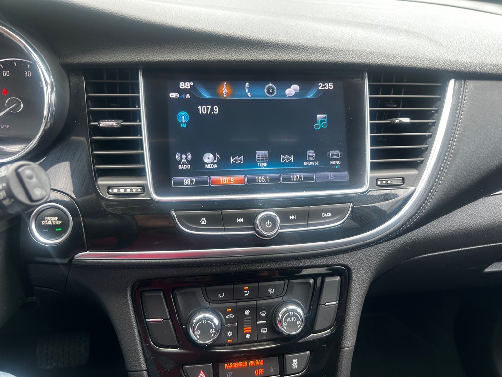 2018 Buick Enclave Image 14