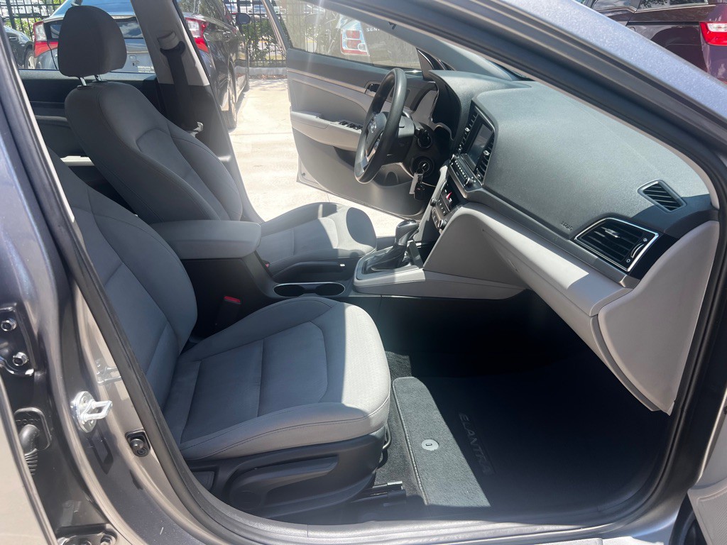 2018 Hyundai Elantra Image 13