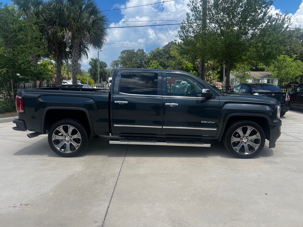2018 GMC Sierra Image 4