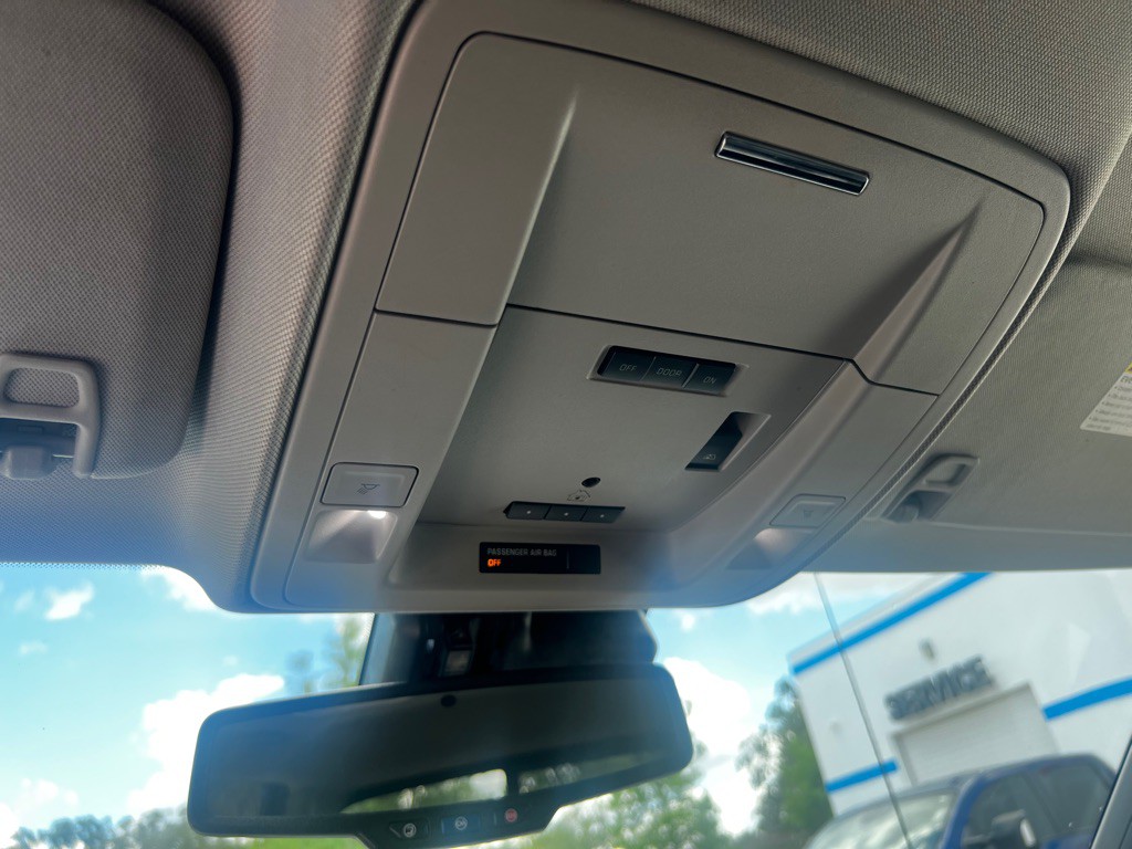 2018 GMC Sierra Image 17