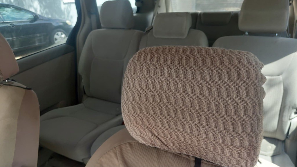 2007 Toyota Sienna Image 4