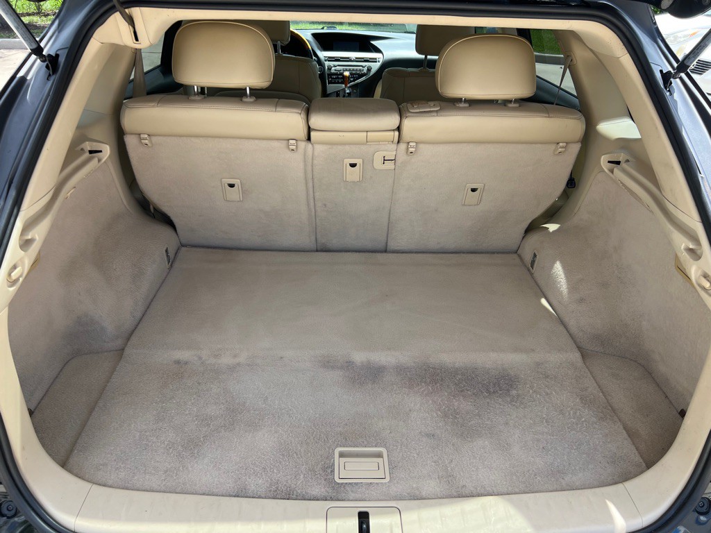 2011 Lexus RX Image 13