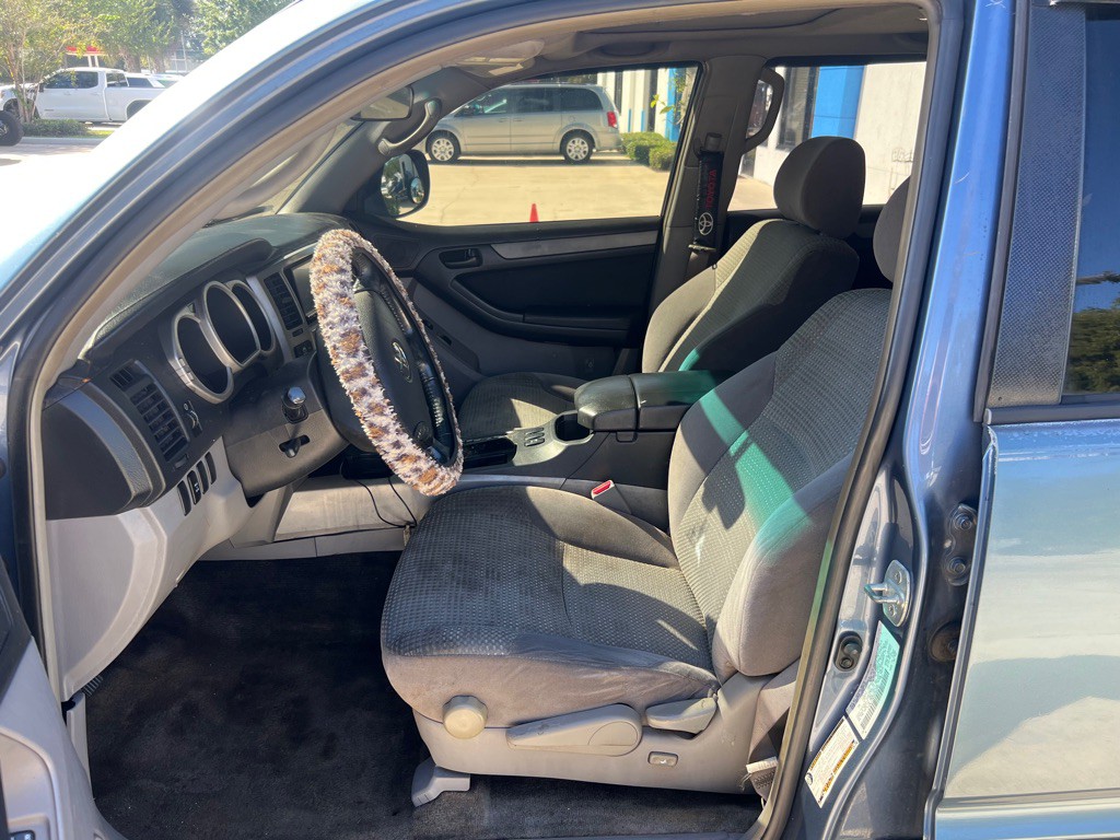 2005 Toyota 4Runner Image 7