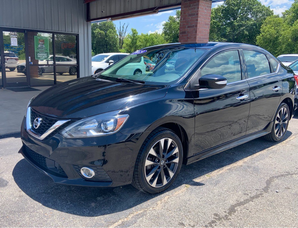 2019 Nissan Sentra Image 2