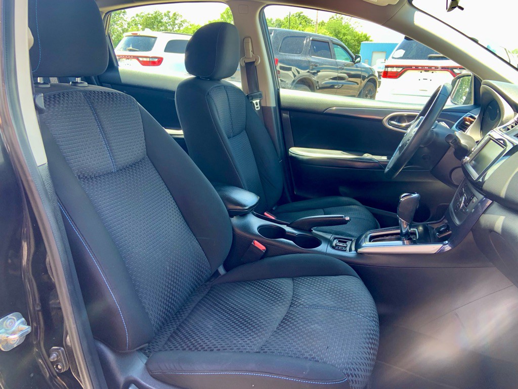2019 Nissan Sentra Image 8