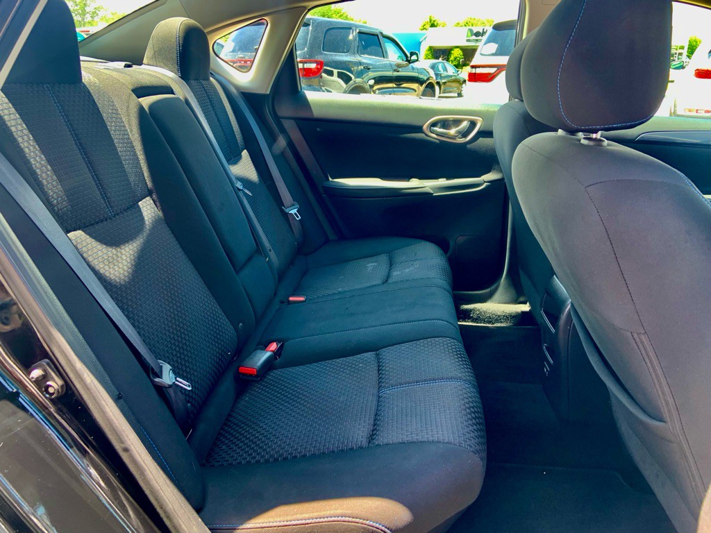 2019 Nissan Sentra Image 9