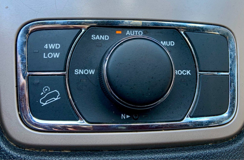 2015 Jeep Grand Cherokee Image 11
