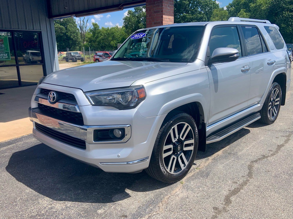 2018 Toyota 4Runner Image 2
