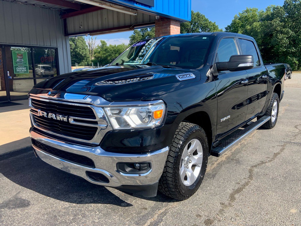 2019 RAM 1500 Image 2