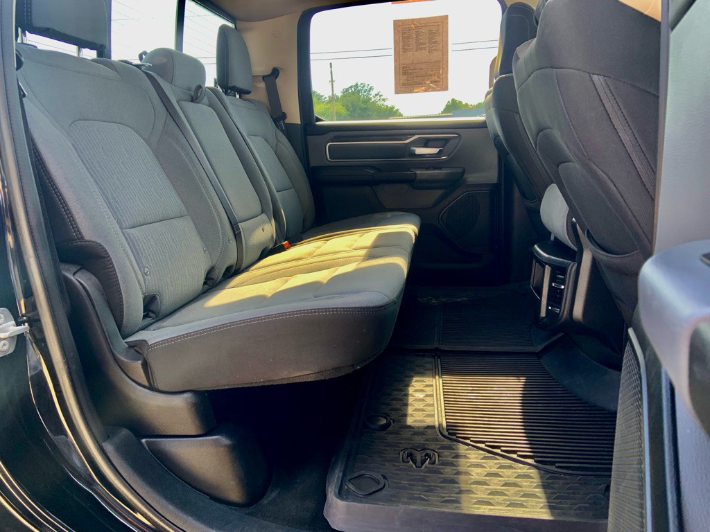 2019 RAM 1500 Image 9
