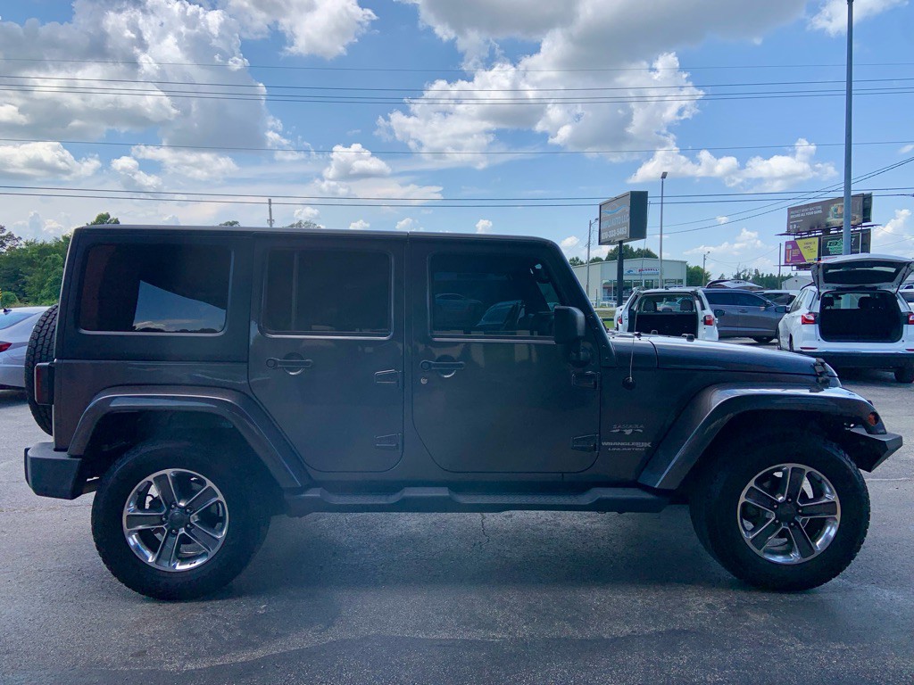 2018 Jeep Wrangler Unlimited Image 3