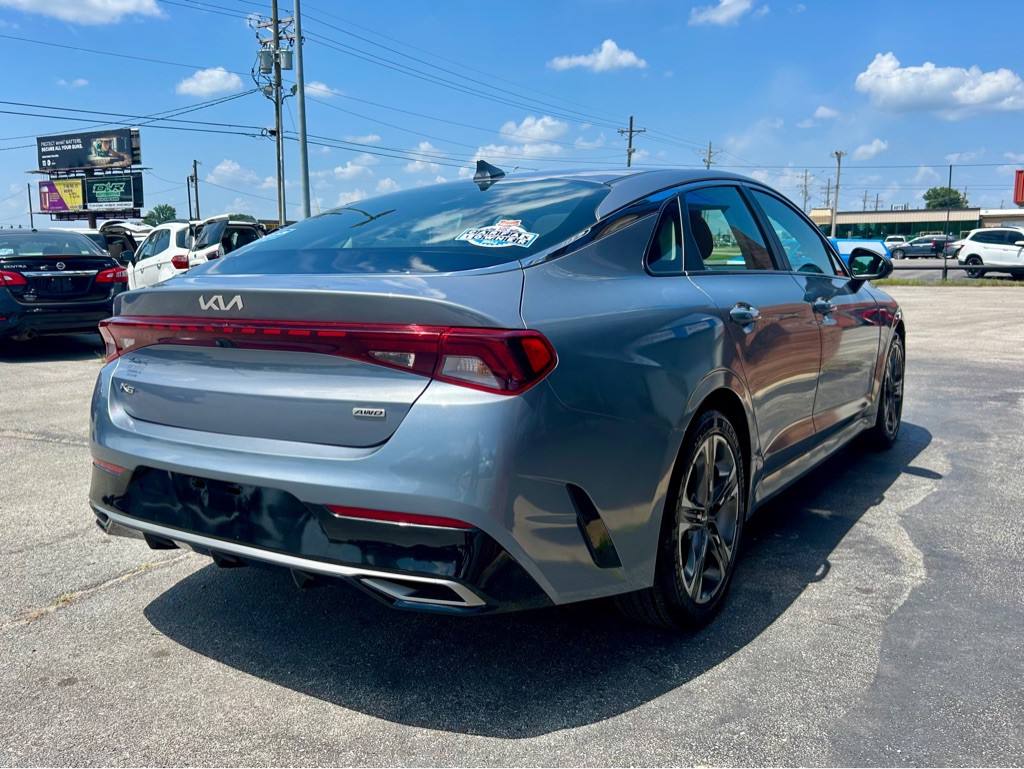 2022 Kia K5 Image 4