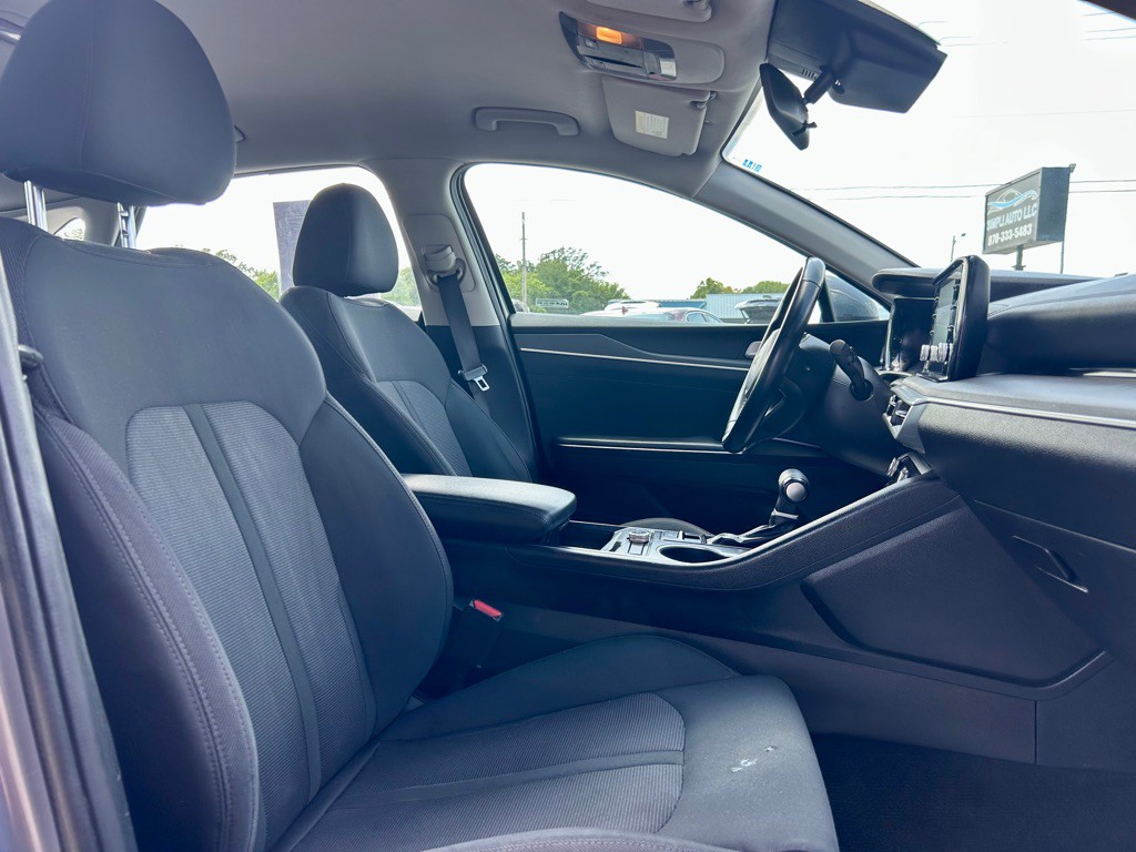 2022 Kia K5 Image 7