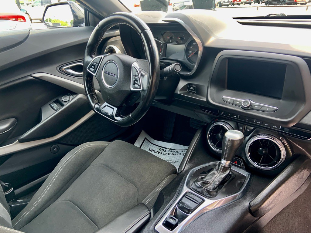2020 Chevrolet Camaro Image 7