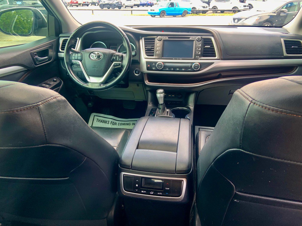 2019 Toyota Highlander Image 7