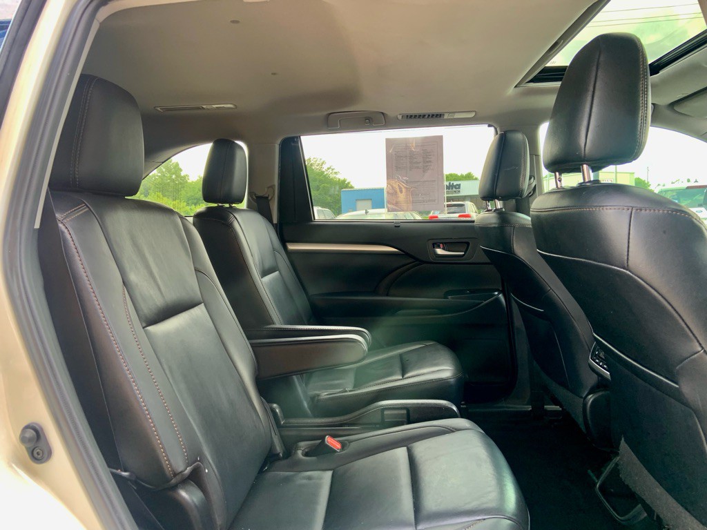 2019 Toyota Highlander Image 9