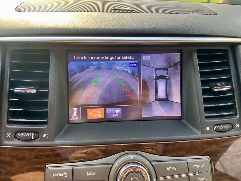 2018 Nissan Armada Image 9