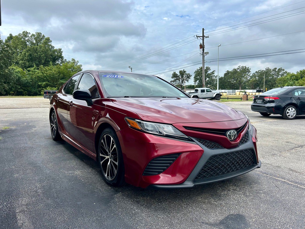 2018 Toyota Camry Image 5