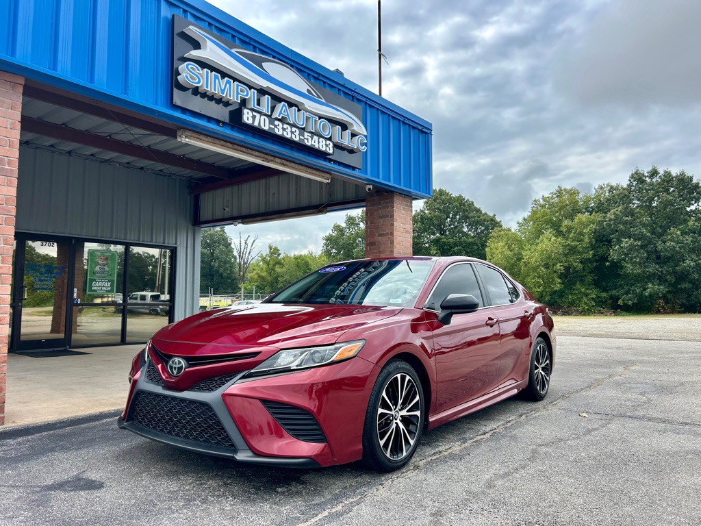 2018 Toyota Camry Image 6