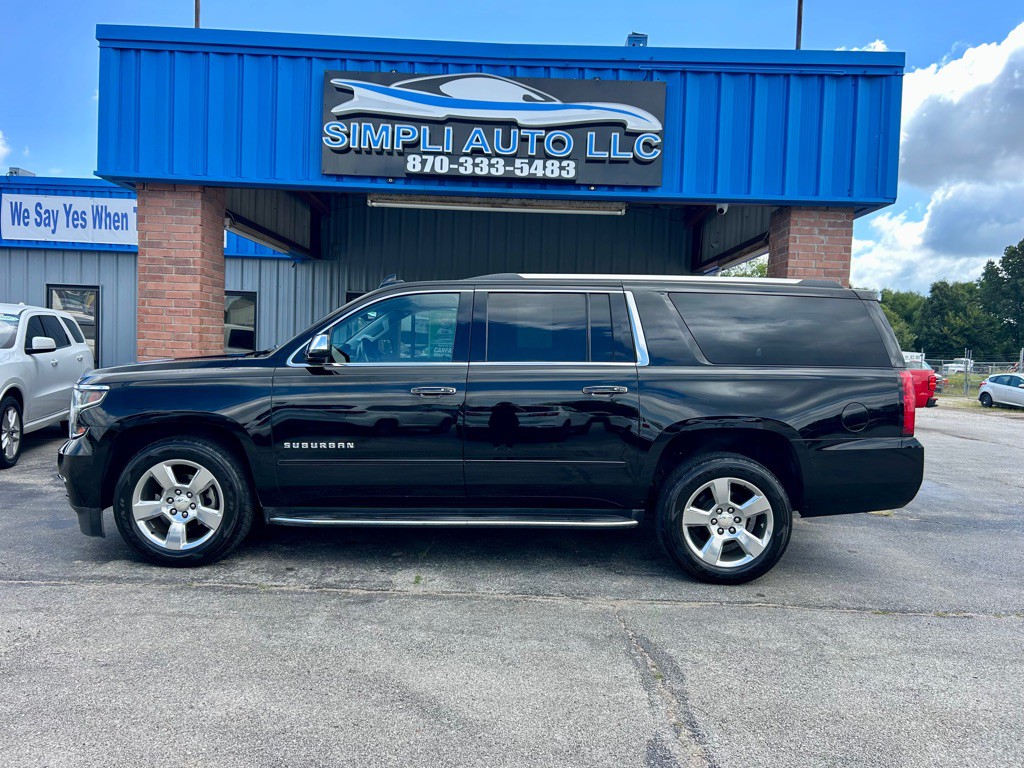 2019 Chevrolet Suburban Image 1