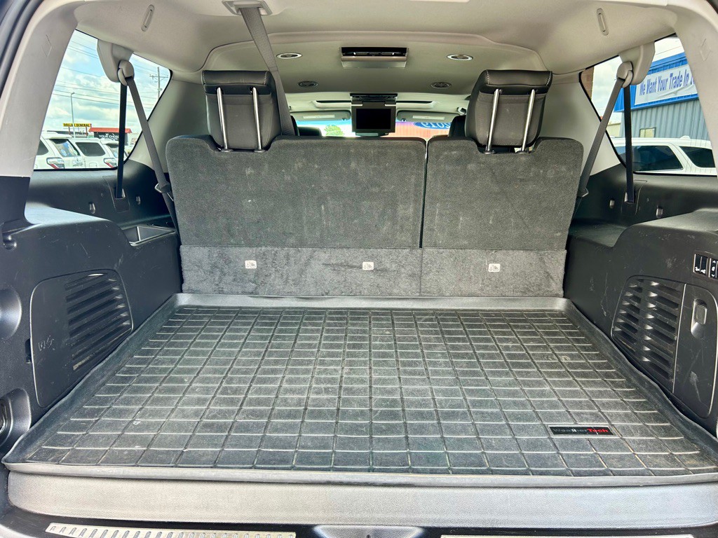 2019 Chevrolet Suburban Image 11