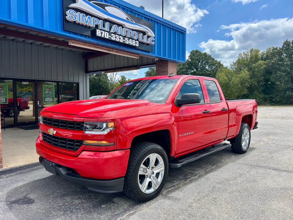 2017 Chevrolet Silverado 1500 Image 2