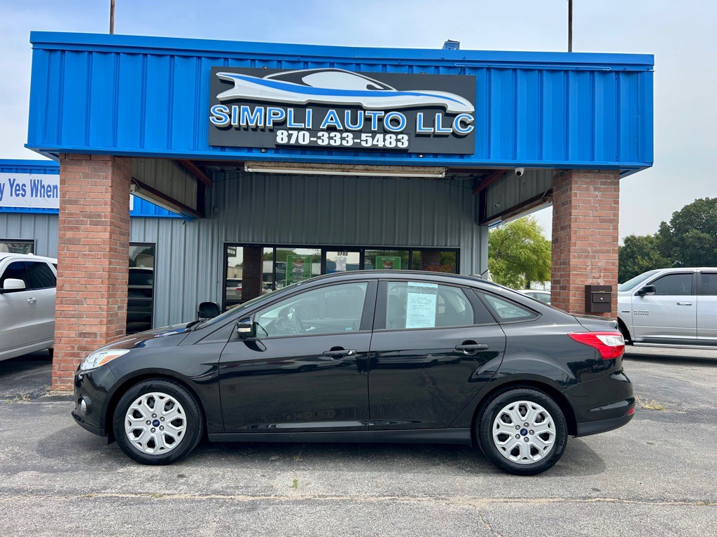 2012 Ford Focus Image 1