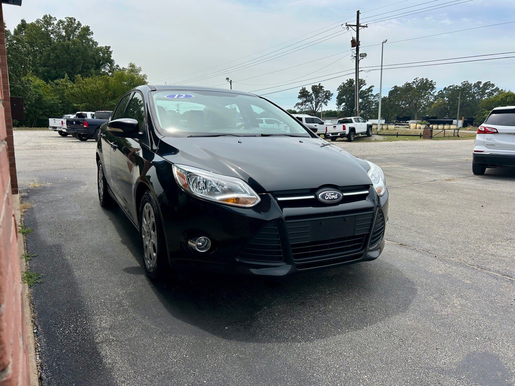 2012 Ford Focus Image 2