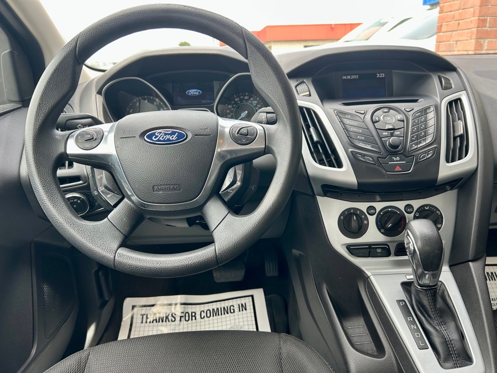 2012 Ford Focus Image 9