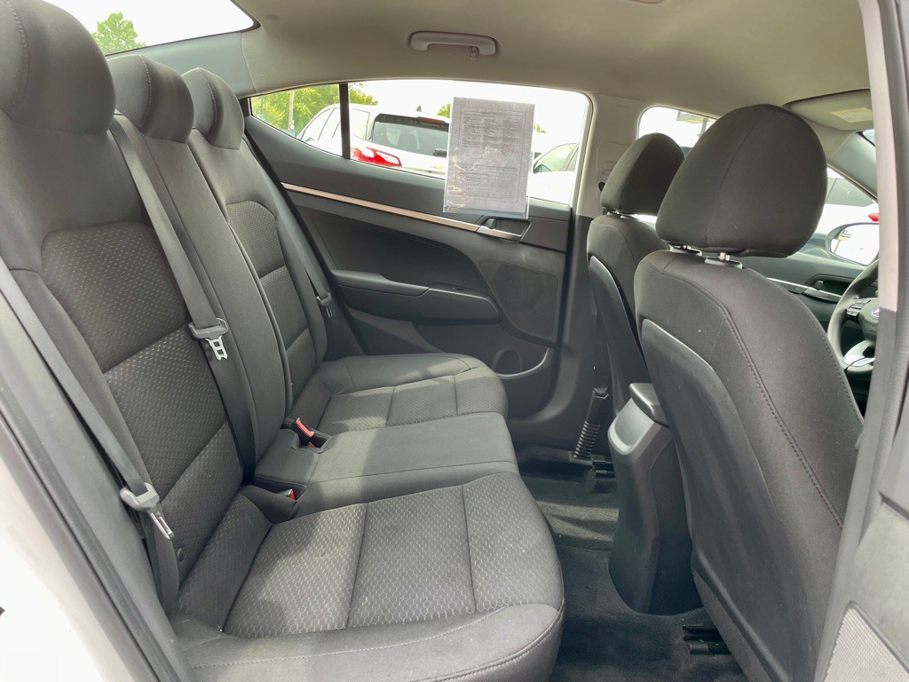 2020 Hyundai Elantra Image 8